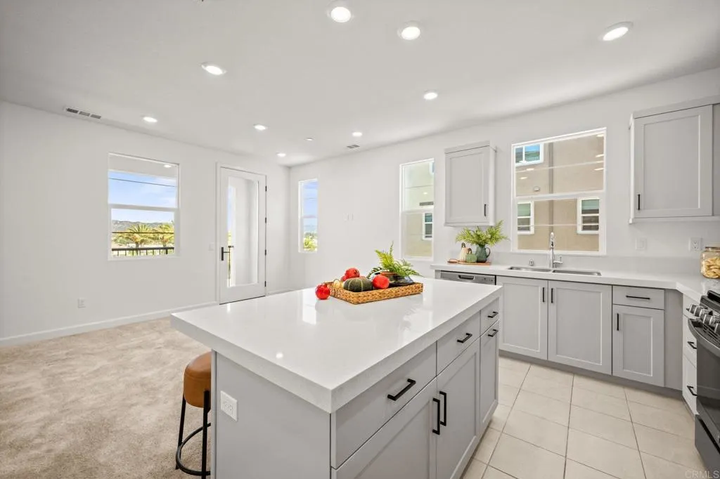 Additional image 2 of 1229 Sunrise Vw Unit 104, San Marcos, CA 92078