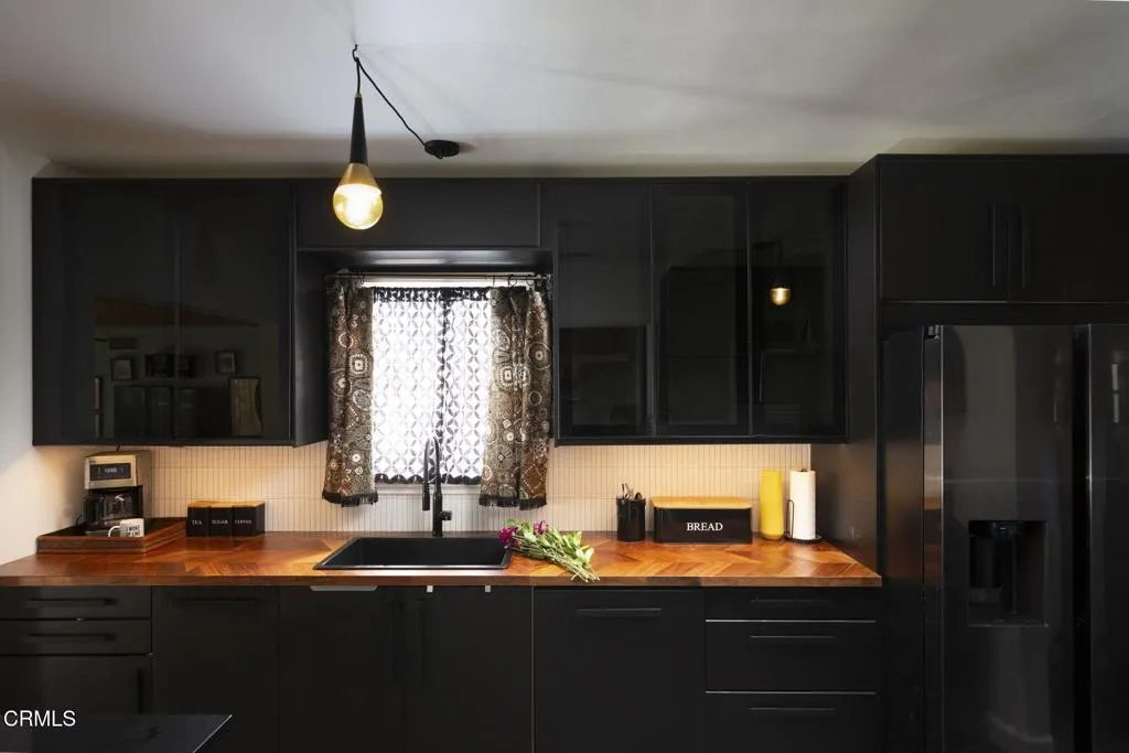 Additional image 19 of 574 N Sunnyslope Avenue, Pasadena, CA 91107