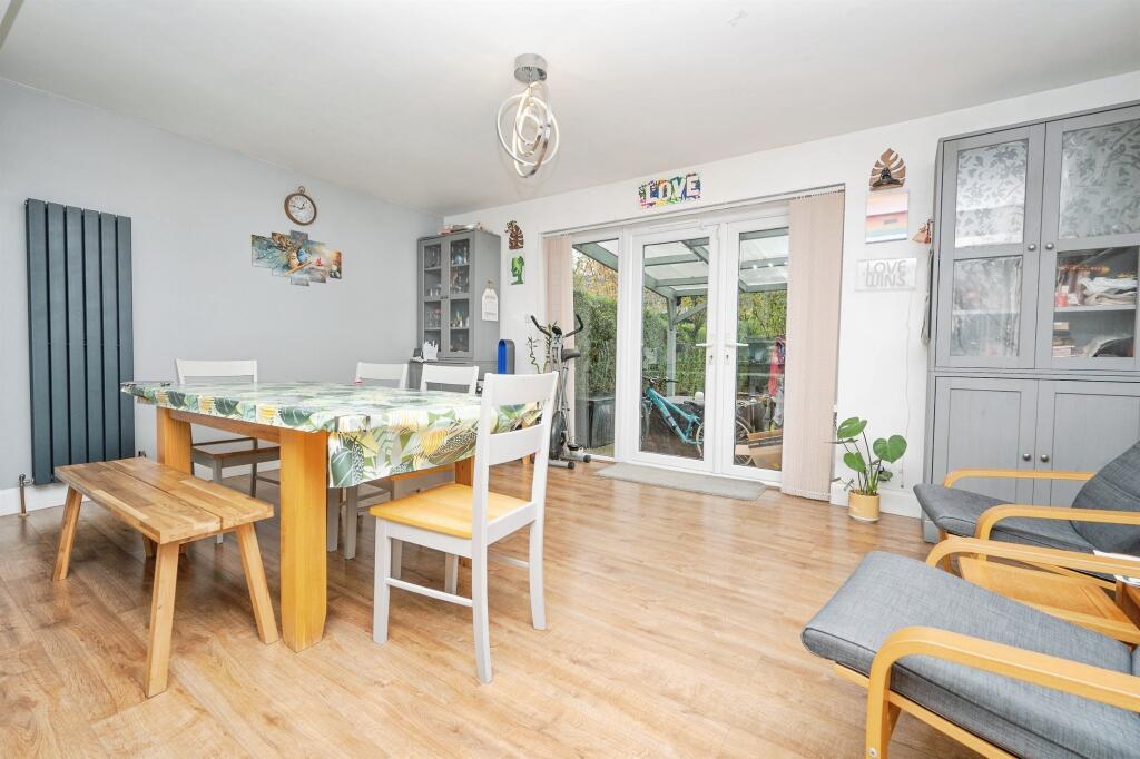 Additional image 18 of Springfields, Welwyn Garden City