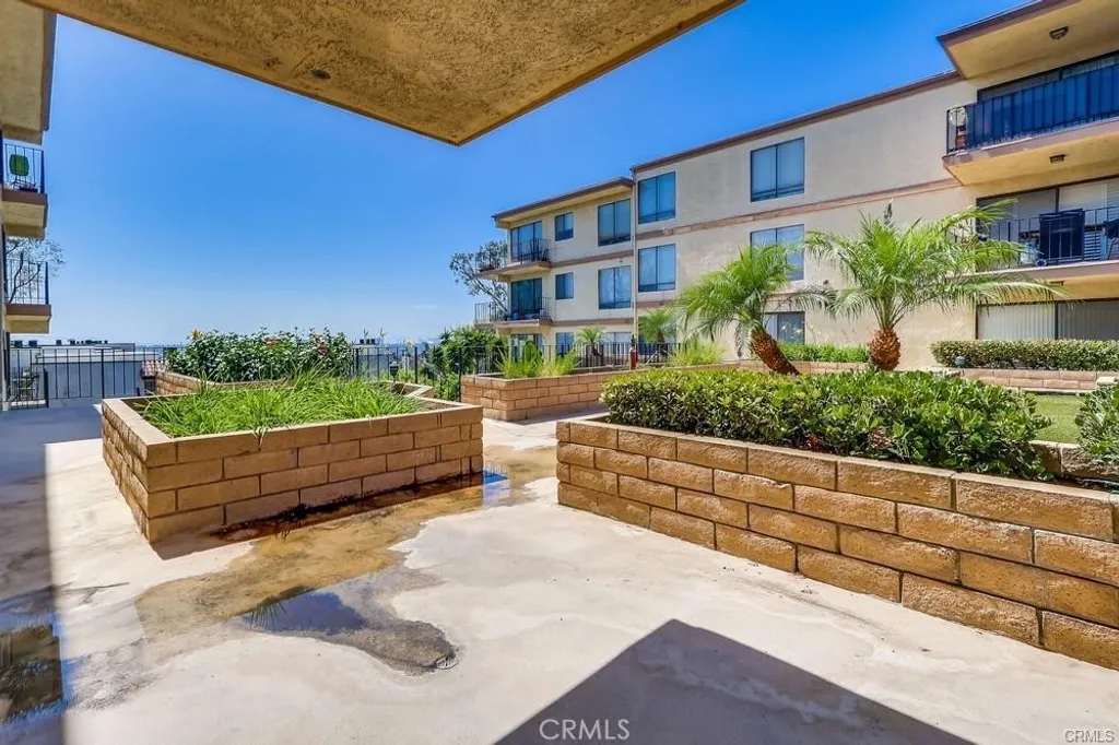 Additional image 21 of 2722 E 20th St Unit 104, Signal Hill, CA 90755