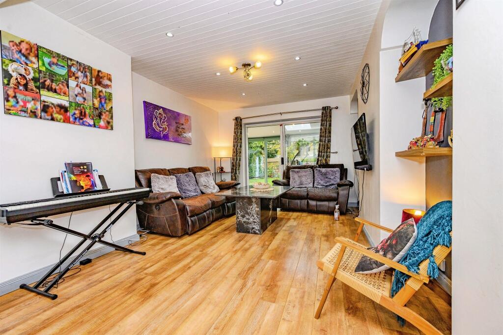 Additional image 4 of Stonecross Road, Hatfield