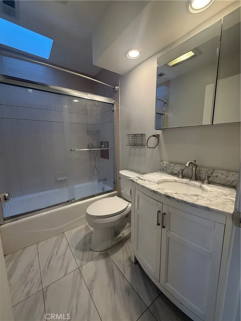 Additional image 46 of 14256 Victory Boulevard Unit 3, Van Nuys, CA 91401