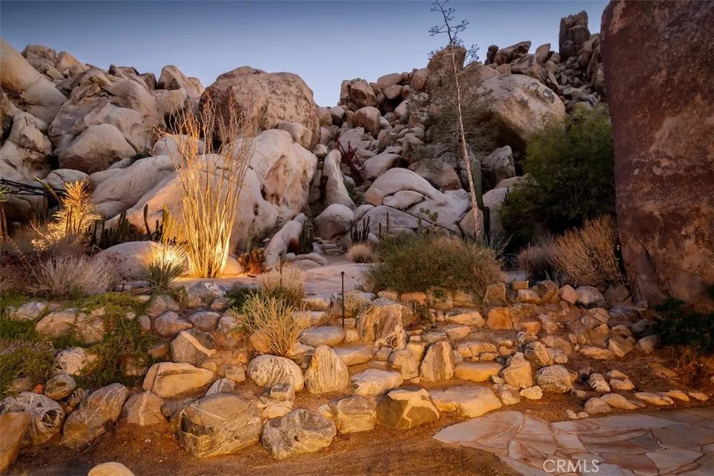 Additional image 84 of 66075 Foothill Dr, Joshua Tree, CA 92252