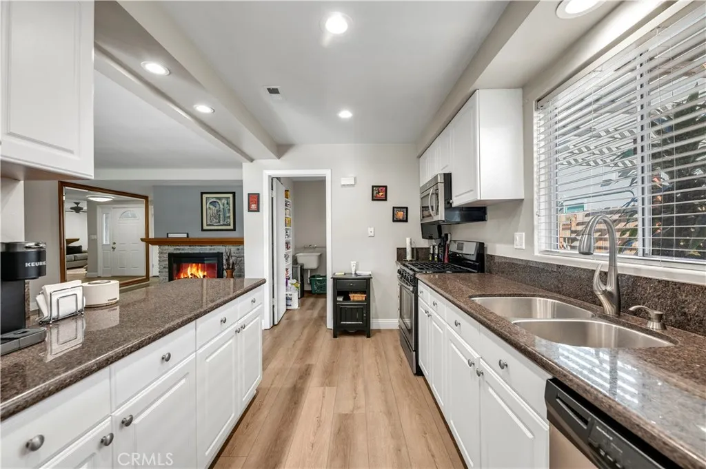 Additional image 16 of 475 Termino, Corona, CA 92879