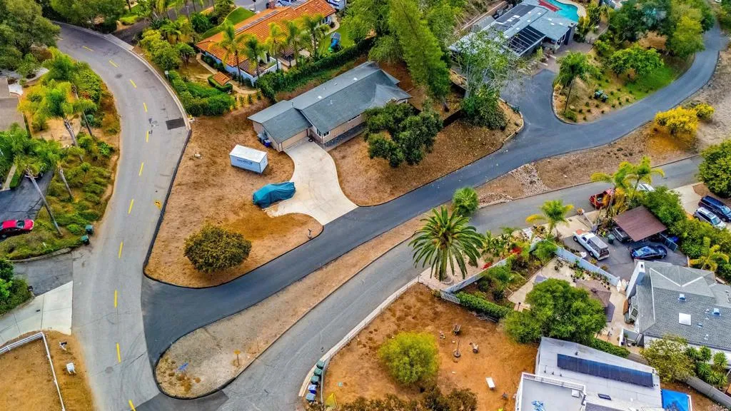 Additional image 45 of 213 Beaumont Drive, Vista, CA 92084