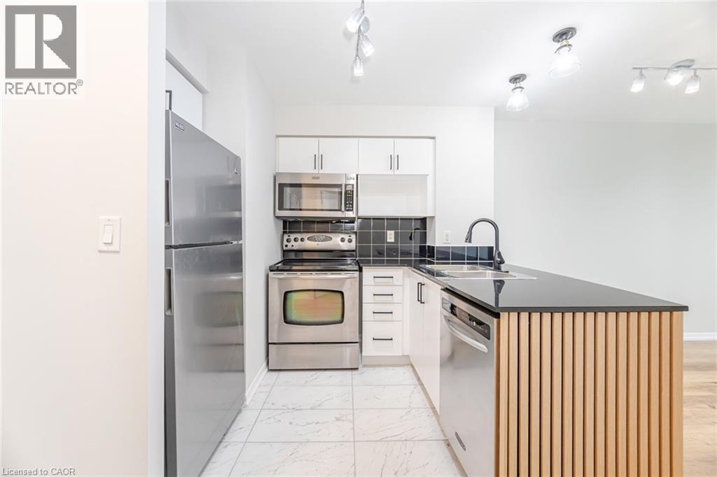 Property image for 18 YONGE Street Unit# 3112|Toronto, Ontario M5E1Z8