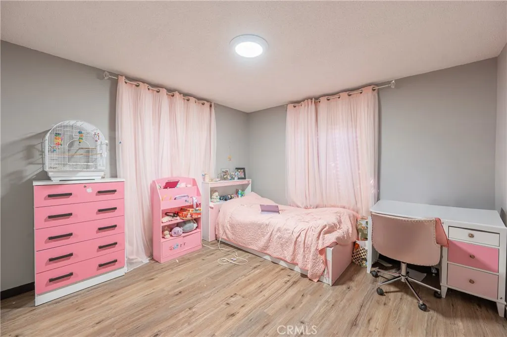 Additional image 70 of 16038 Hartland Street, Van Nuys, CA 91406