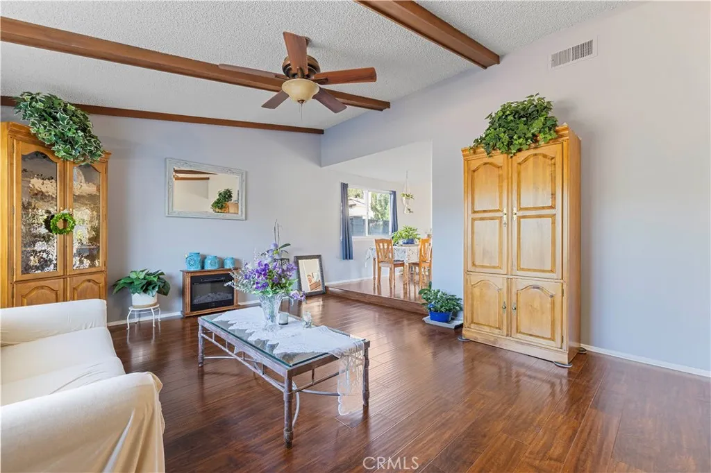 Additional image 5 of 19648 Lonerock St, Canyon Country, CA 91351