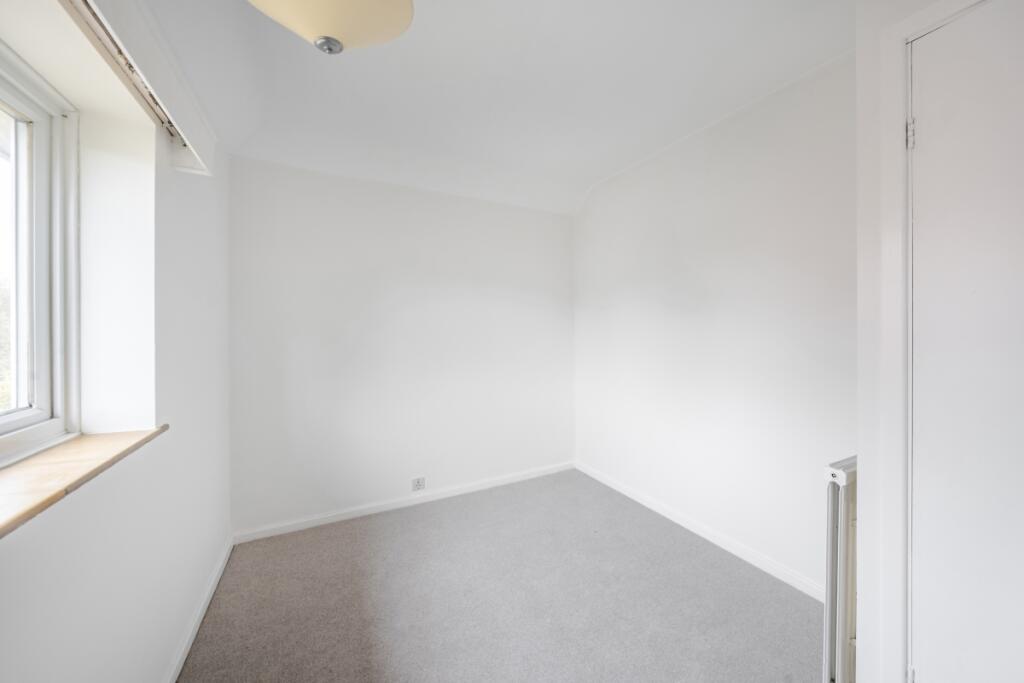 Additional image 8 of Wood End Hill Harpenden AL5