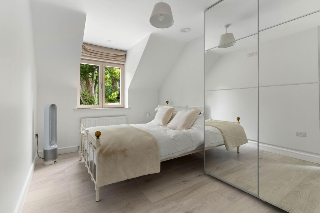 Additional image 22 of Spectacular five bed eco-home with additional living space