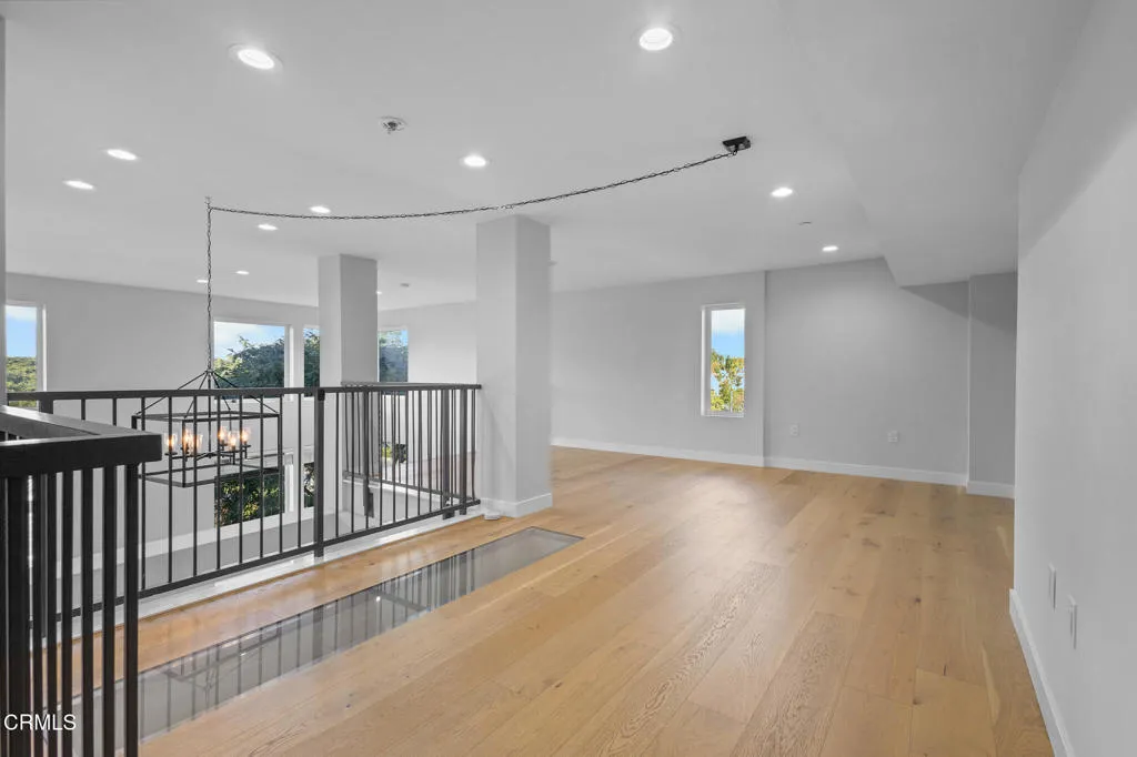 Additional image 34 of 1901 Victoria Avenue Unit 204, Oxnard, CA 93035