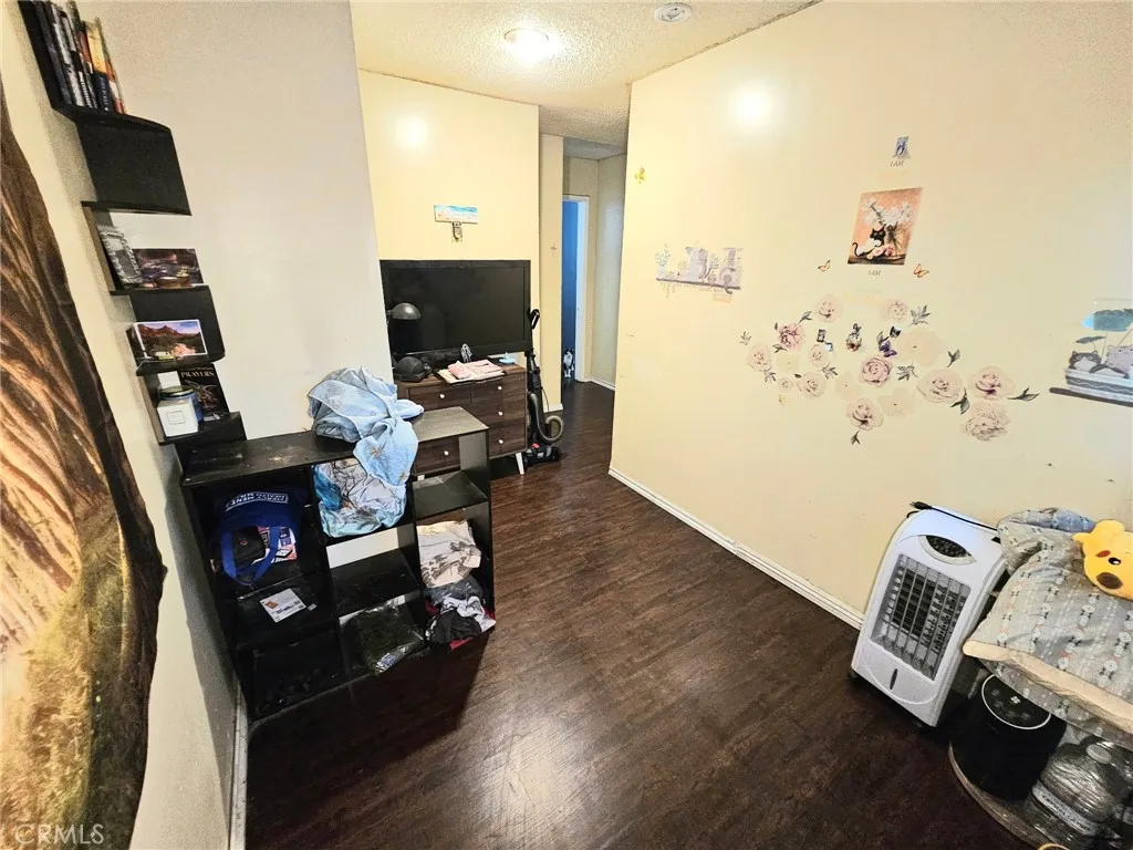 Additional image 10 of 1602 N King Street Unit J1, Santa Ana, CA 92706