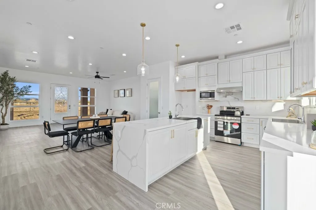 Additional image 16 of 7214 W Avenue A-6, Lancaster, CA 93536