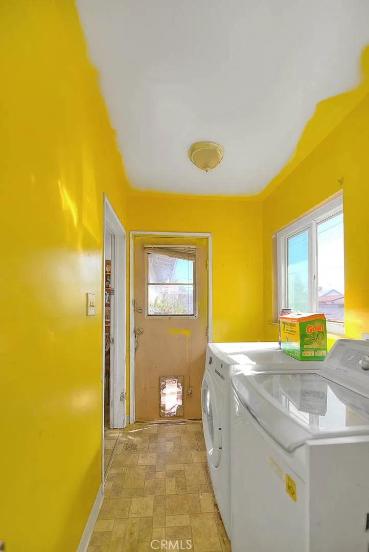 Additional image 92 of 909 W Flora Street, Ontario, CA 91762