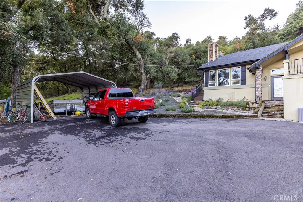 Property image for 9240 Carmelita Ave, Atascadero, CA 93422