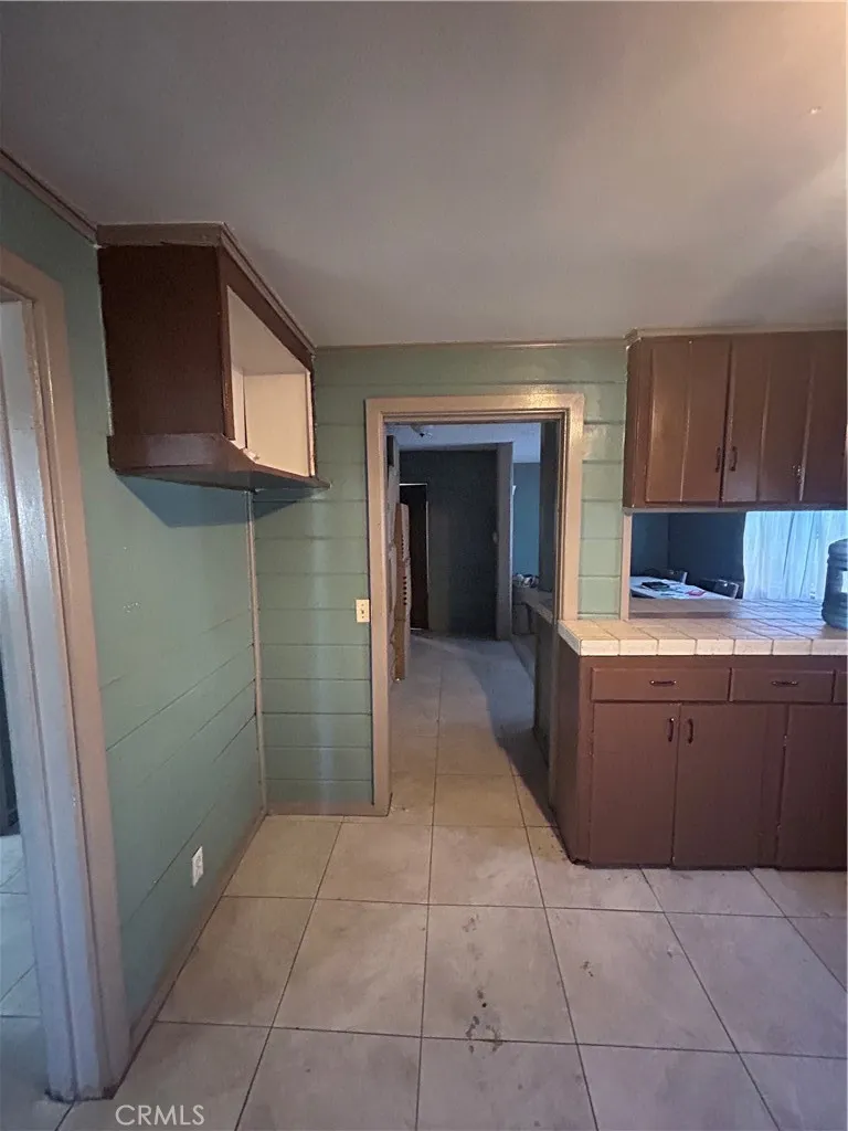 Additional image 80 of 467 W G Street, Colton, CA 92324