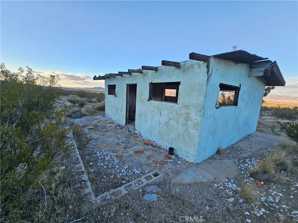Additional image 2 of 411 Powerline Rd., Lucerne Valley, CA 92356