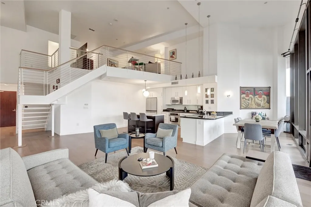 Additional image 7 of 1100 Wilshire Boulevard Unit 1705, Los Angeles, CA 90017