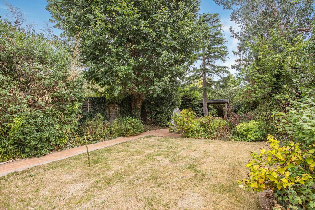 Additional image 17 of Holloways Lane,Welham Green, AL9