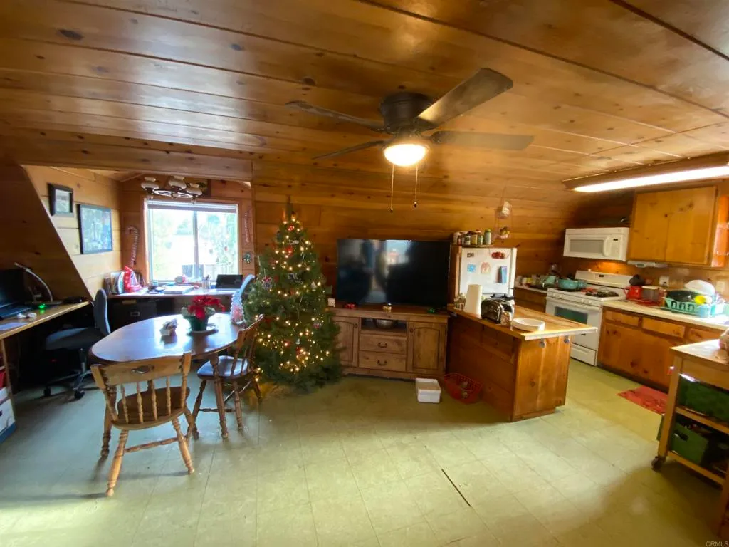 Additional image 12 of 2494 Lane Ln, Fallbrook, CA 92028