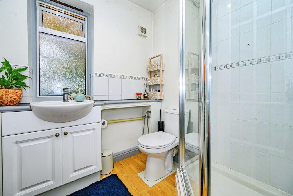 Additional image 7 of Stonecross Road, Hatfield