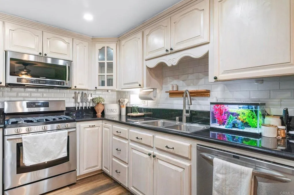 Additional image 3 of 1560 Monterey Pine Drive Unit B, San Ysidro, CA 92173