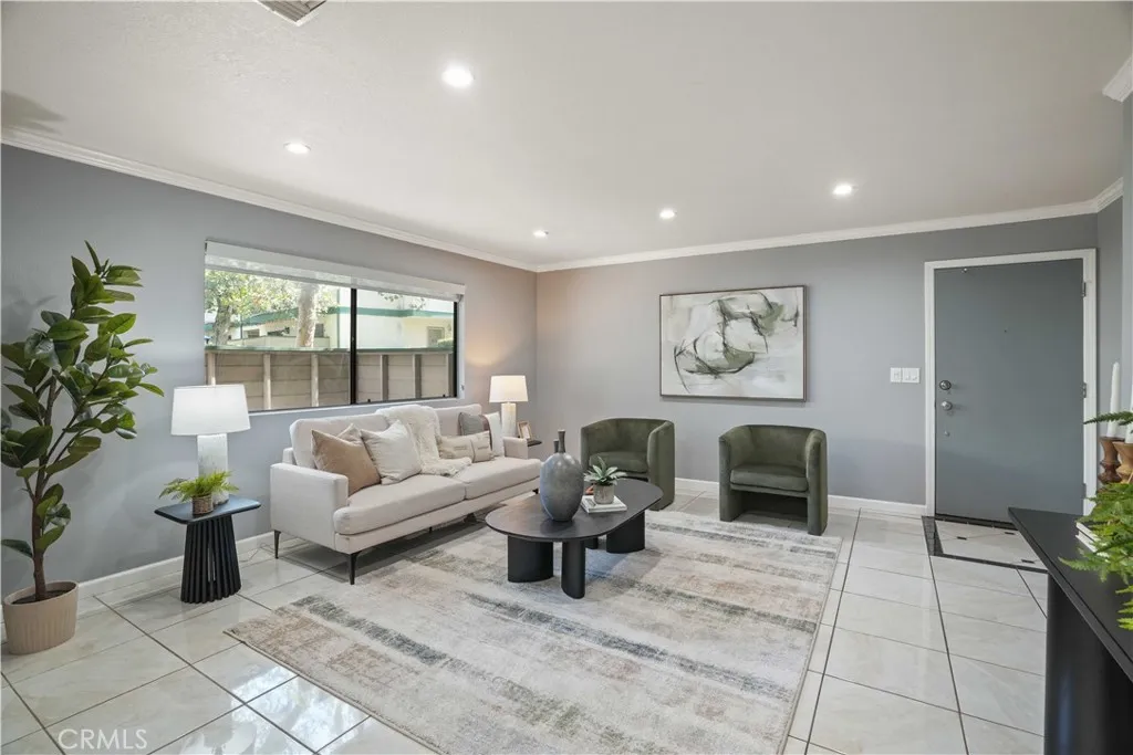 Additional image 27 of 23542 Newhall Avenue Unit 5, Newhall, CA 91321