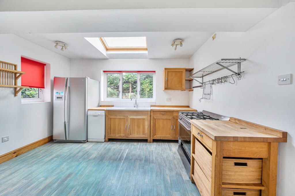 Additional image 16 of The Close, Harpenden, AL5