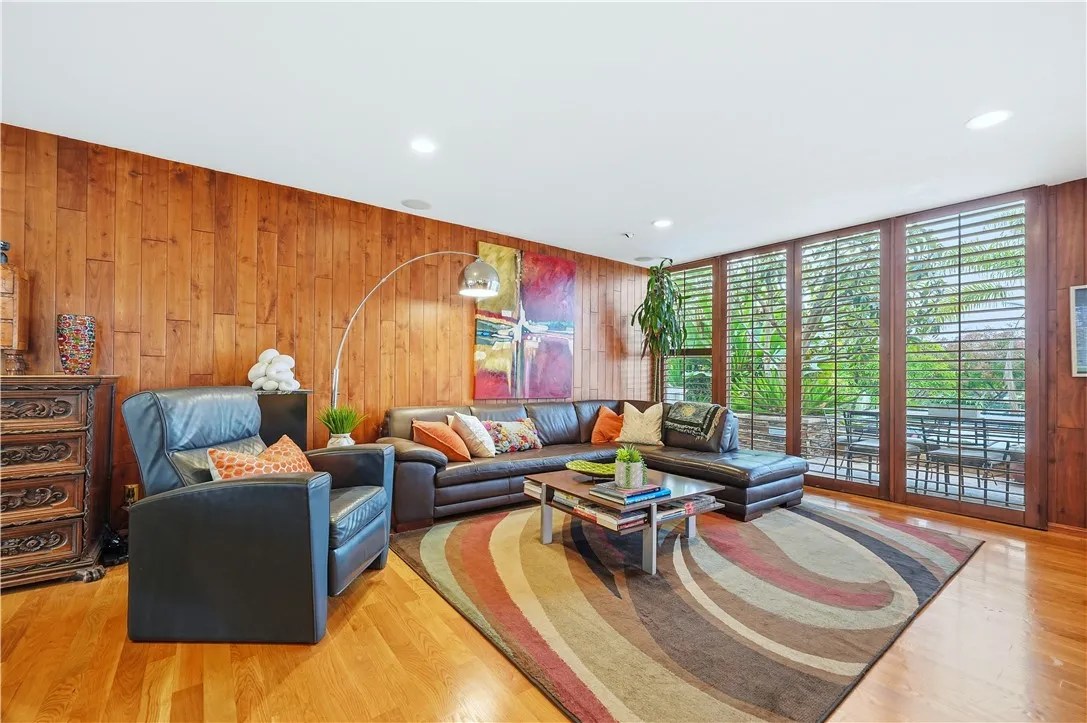 Additional image 43 of 267 Nieto Avenue, Long Beach, CA 90803