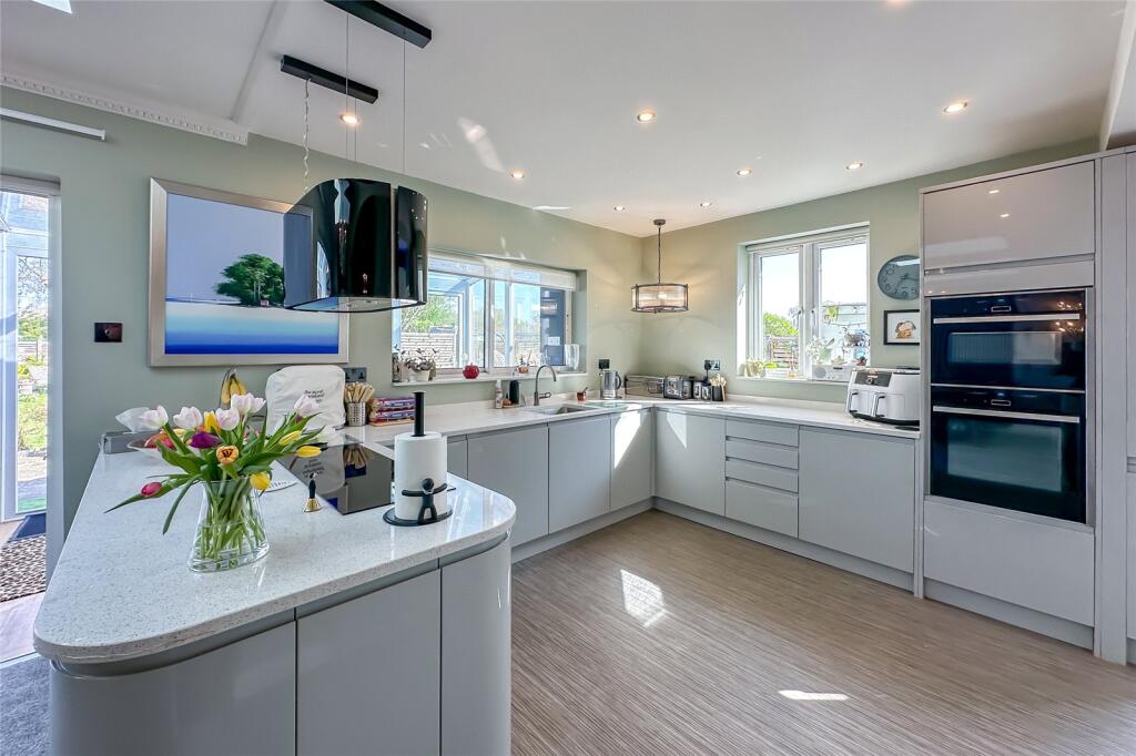 Additional image 3 of North Close, St. Albans, Hertfordshire, AL2