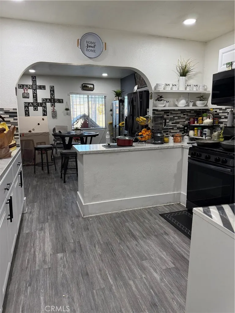 Additional image 20 of 800 W 97th St, Los Angeles, CA 90044