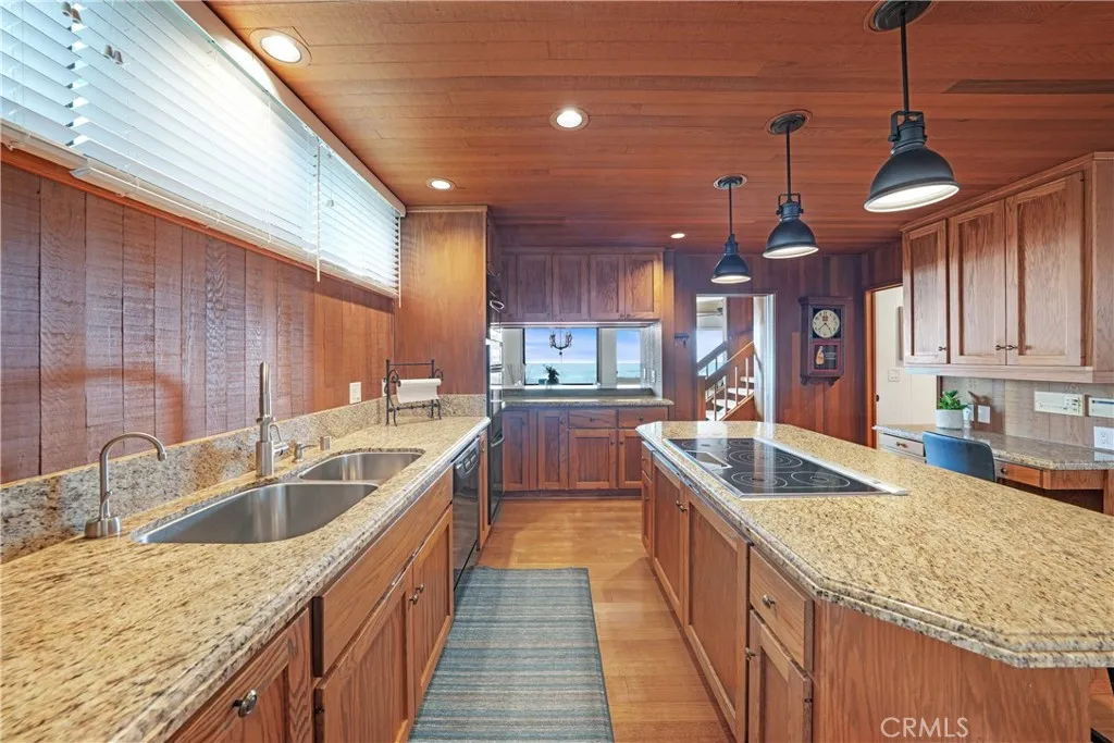 Additional image 86 of 72 A Surfside Ave, Surfside, CA 90743