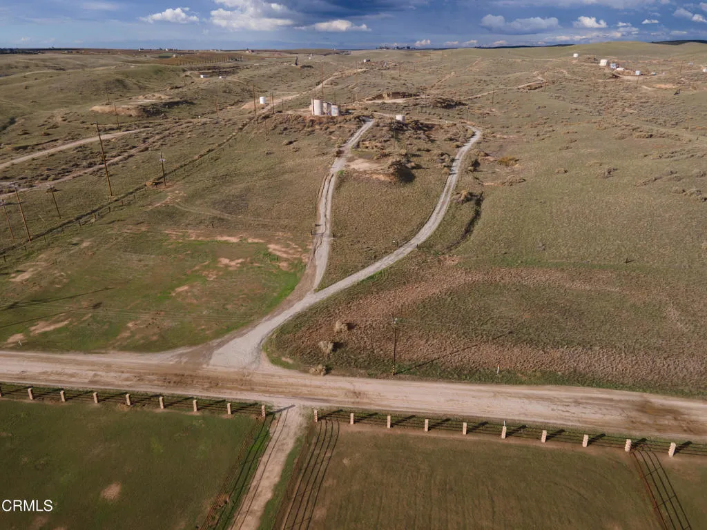 Additional image 69 of 102 Anna Lane, Bakersfield, CA 93308