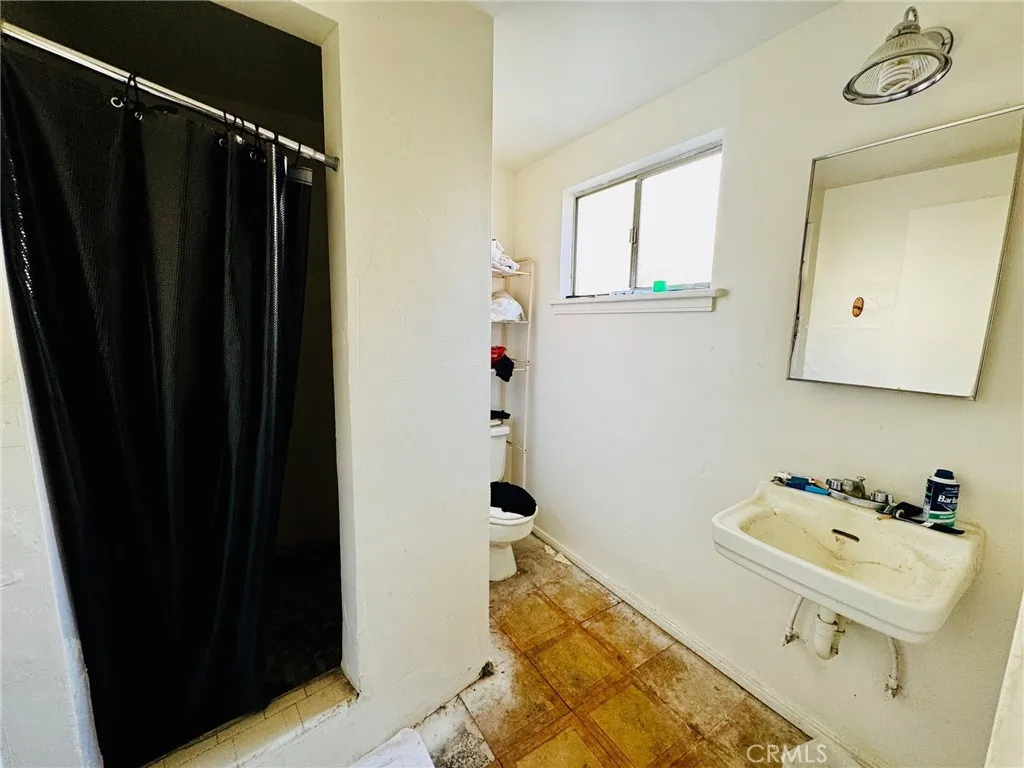 Additional image 10 of 2901 Wenatchee Ave, Bakersfield, CA 93306