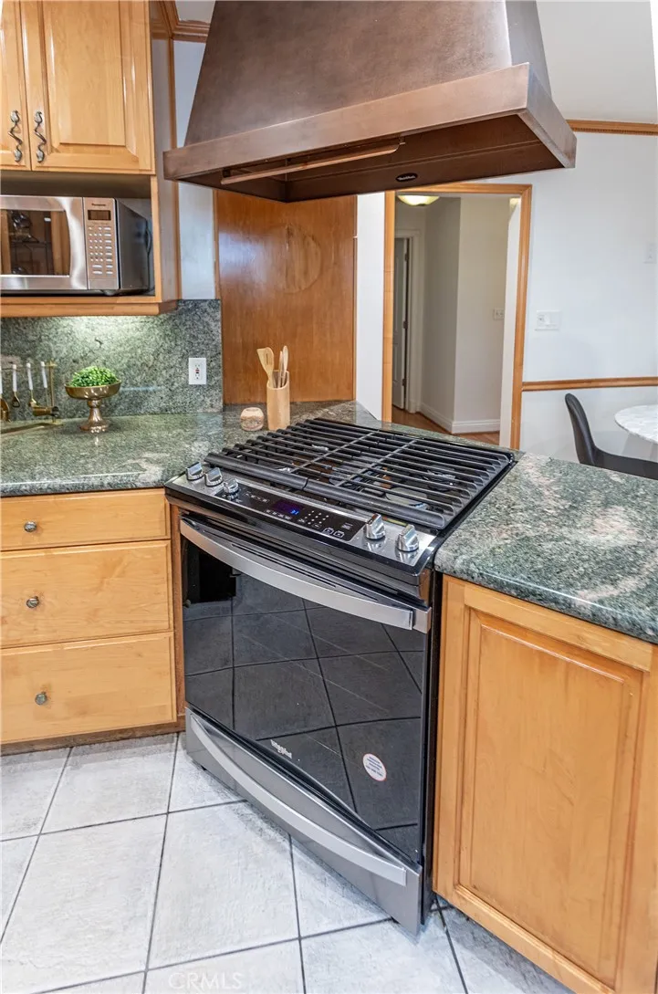 Additional image 65 of 842 Cornell Dr, Burbank, CA 91504