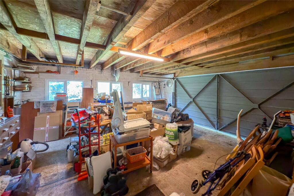 Additional image 26 of Roundwood Lane, Harpenden, Hertfordshire, AL5