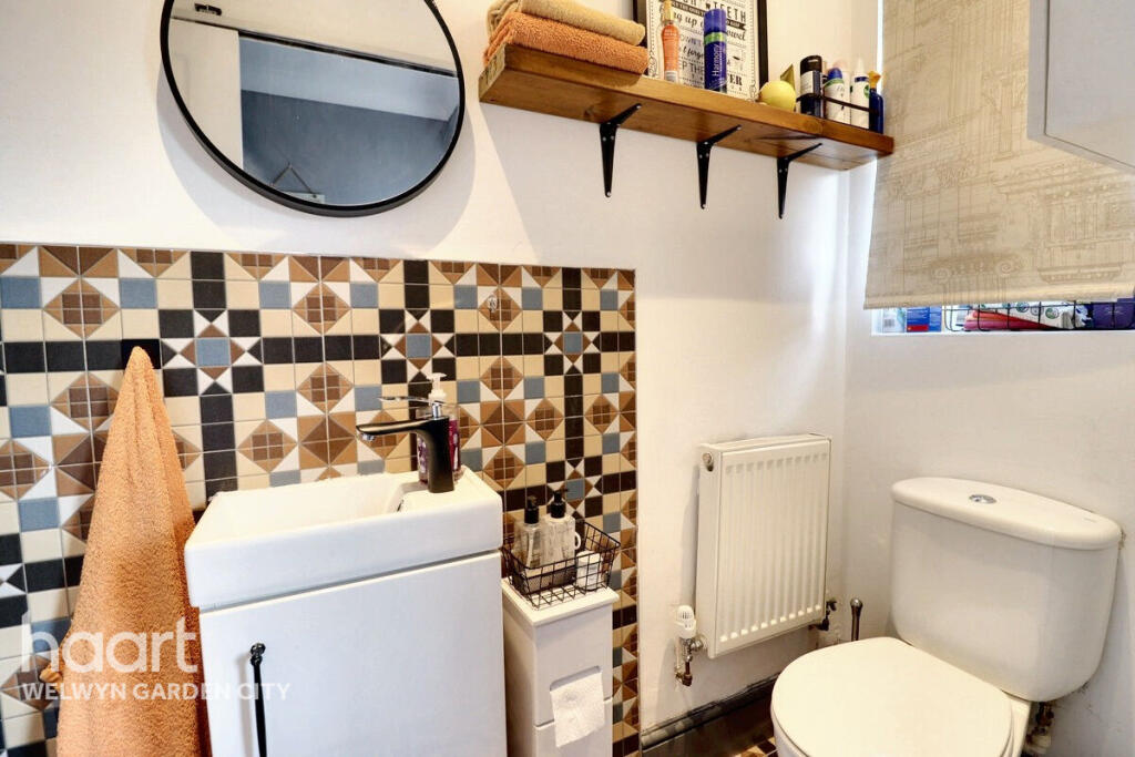 Additional image 4 of Gorseway, Hatfield