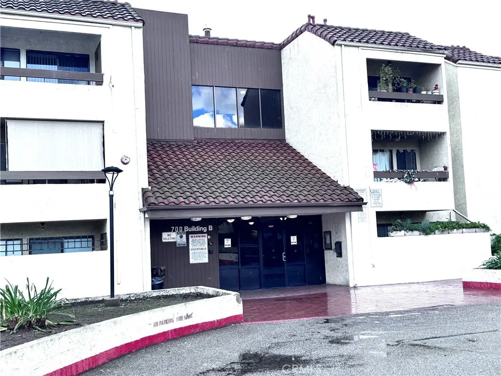 Additional image 3 of 700 W 3rd St Unit B107, Santa Ana, CA 92701