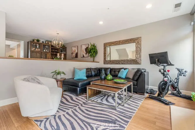 Additional image 41 of 6309 Hannum Ave, Culver City, CA 90230