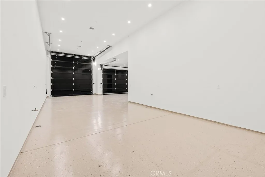 Additional image 52 of 22924 Erwin Street, Woodland Hills, CA 91367