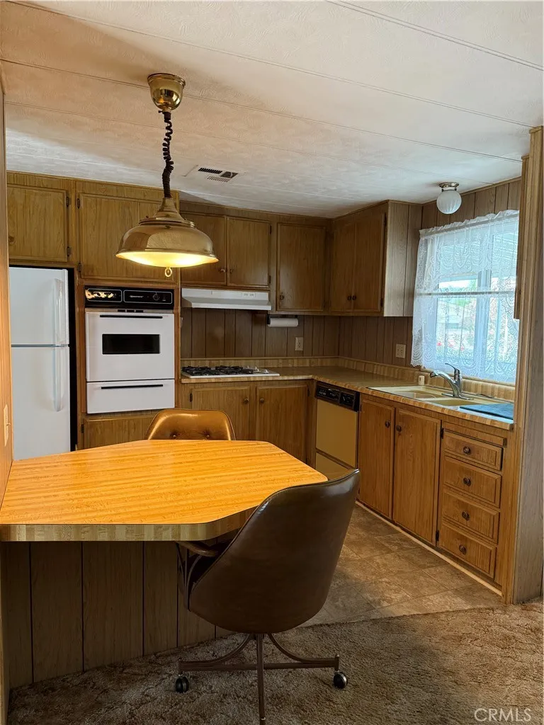 Additional image 53 of 944 S Elk St, Hemet, CA 92543