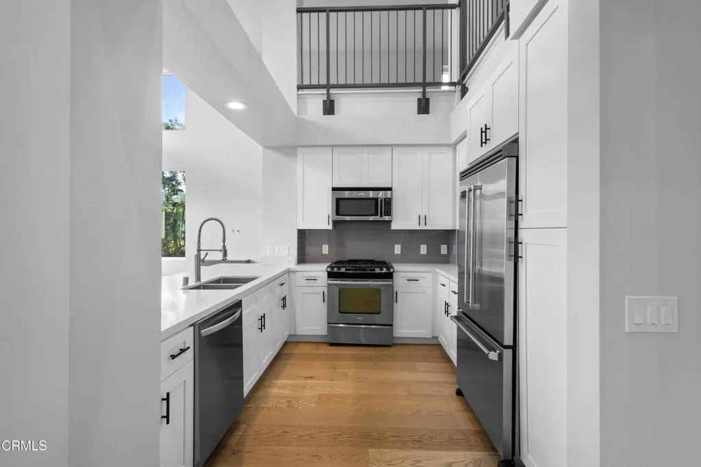 Additional image 11 of 1901 Victoria Avenue Unit 204, Oxnard, CA 93035