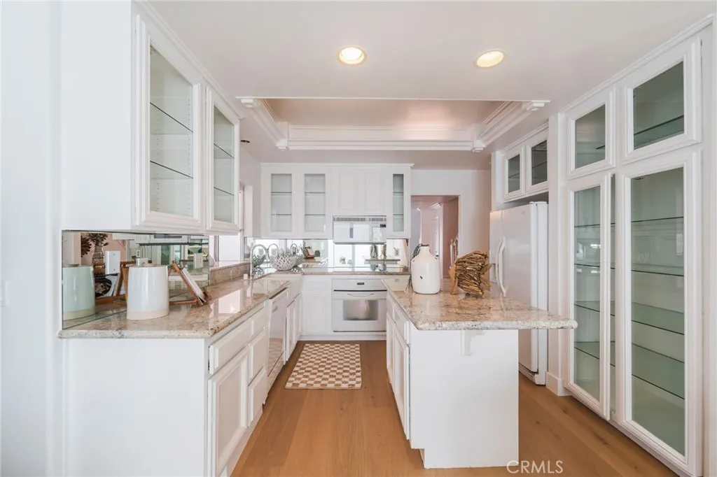 Additional image 57 of 118 8th St, Huntington Beach, CA 92648