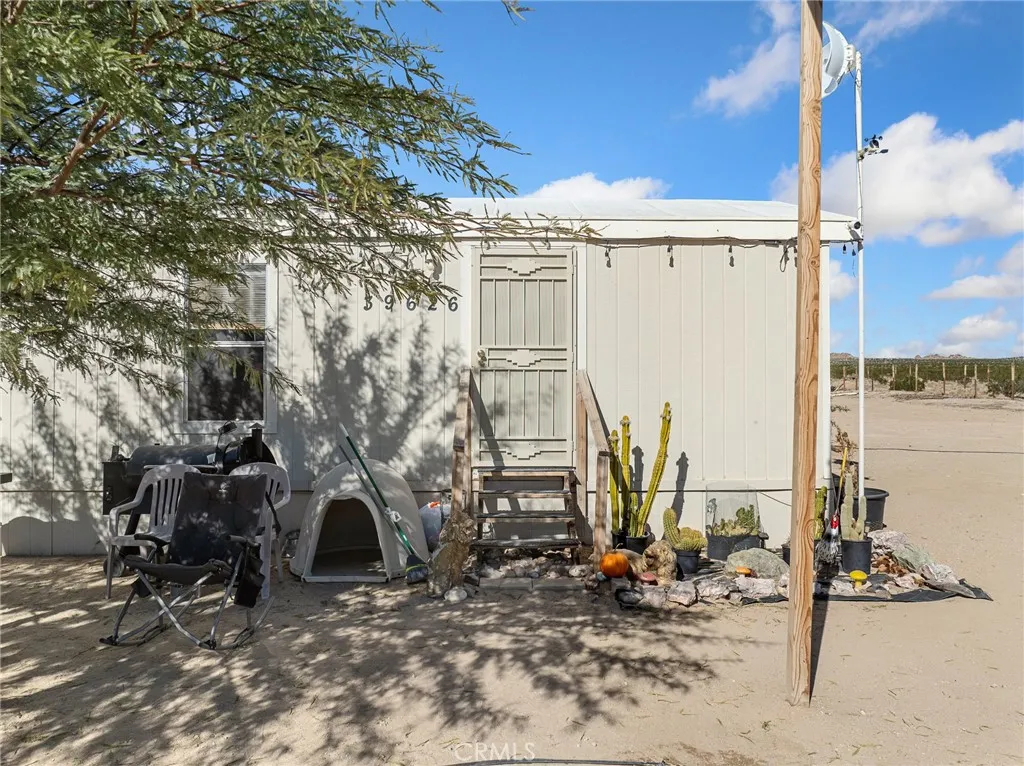 Additional image 22 of 39626 E End Road, Lucerne Valley, CA 92356