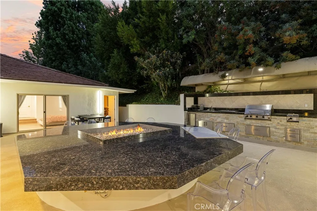 Additional image 133 of 4651 Ellenita Ave., Tarzana, CA 91356