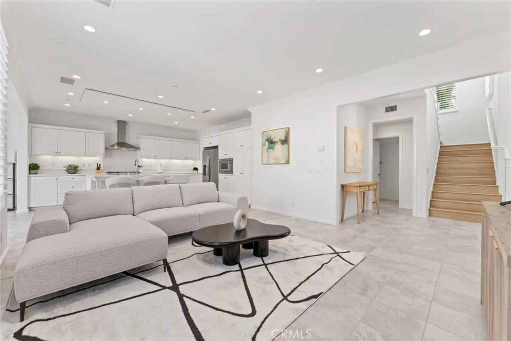 Additional image 28 of 87 Darby, Irvine, CA 92620