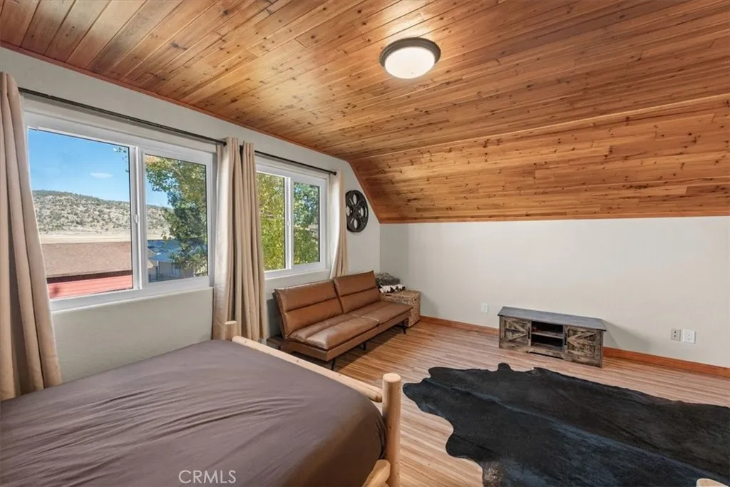 Additional image 23 of 1025 E Country Club Blvd, Big Bear City, CA 92314