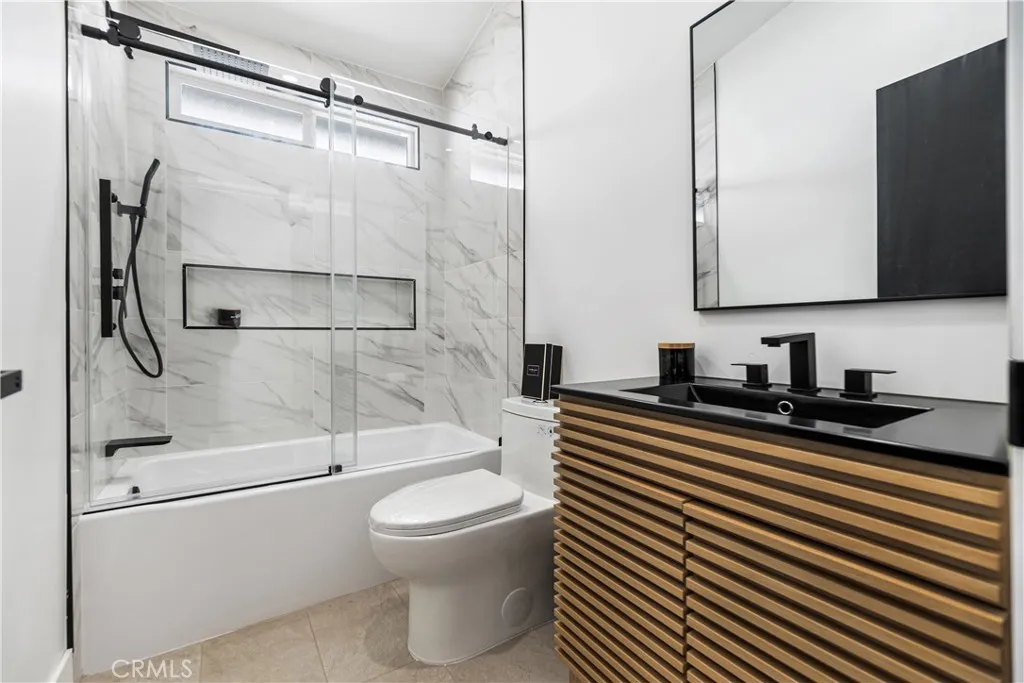 Additional image 14 of 530 W Cypress St, Compton, CA 90220