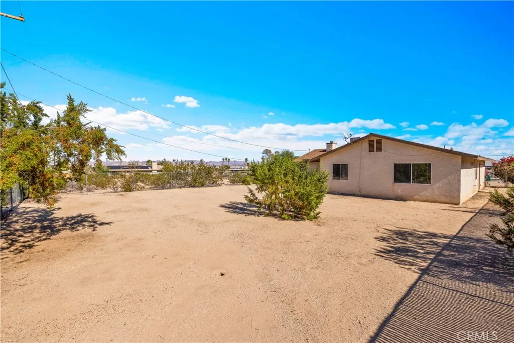 Additional image 57 of 5464 Mariposa, 29 Palms, CA 92277