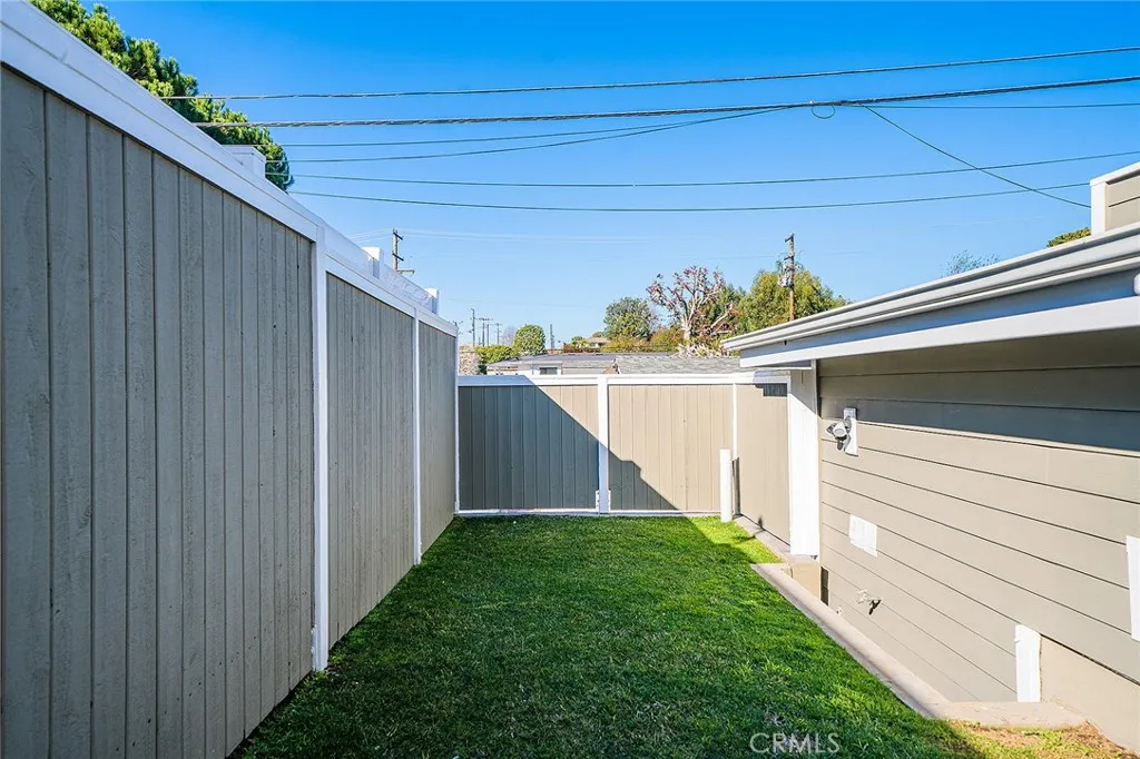 Additional image 18 of 1307 1st Street, Manhattan Beach, CA 90266